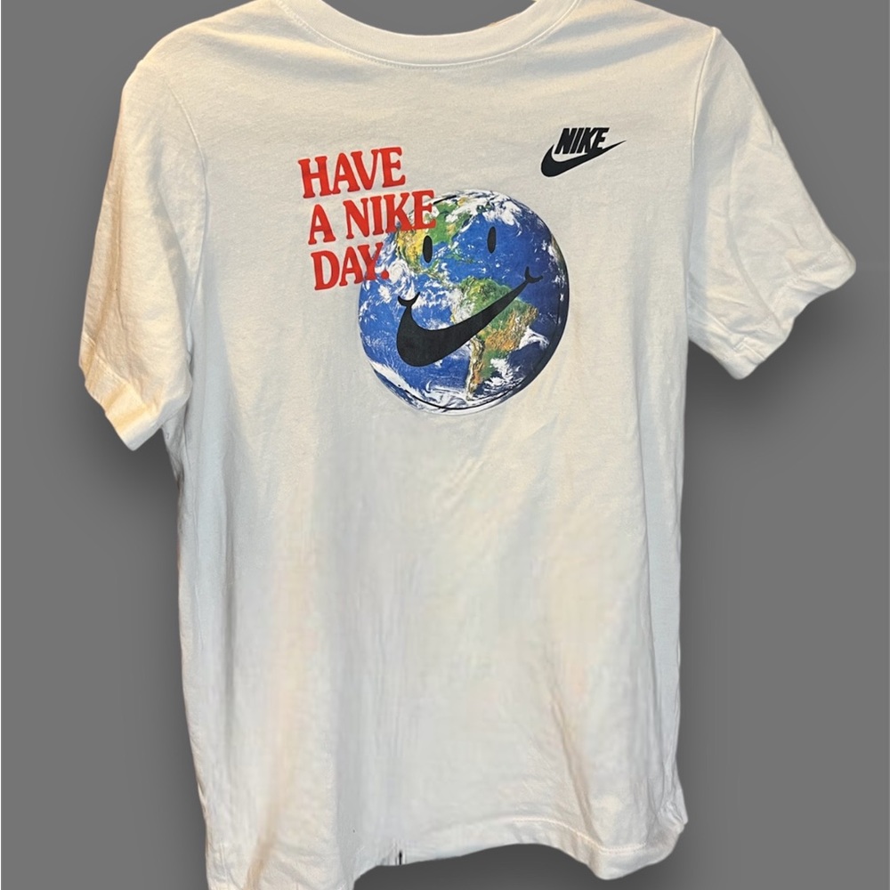 Nike graphic tee
